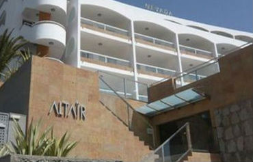 Altair Apartments