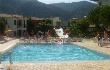 Alvaro Apartments