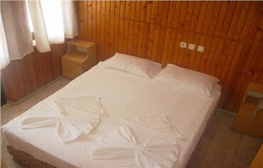 Alvaro Apartments