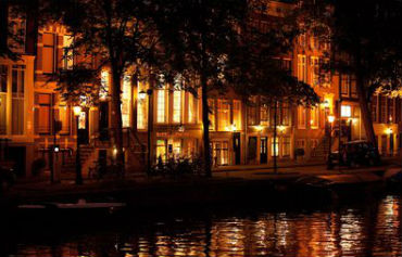 Ambassade Hotel