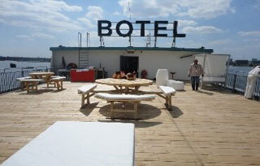 Amstel Botel