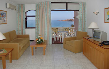 Monica Isabel Hotel