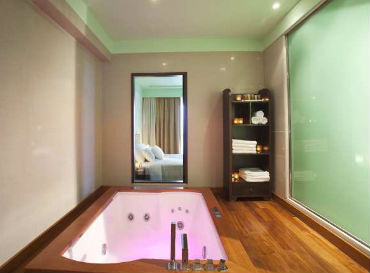 Apostolata Island Resort & Spa