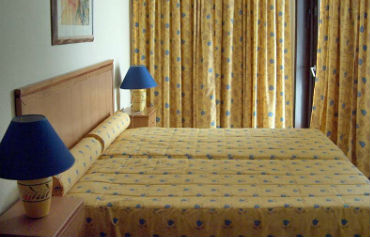 Auramar Beach Resort