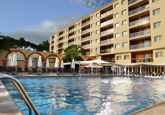 Azuline Atlantic Aparthotel