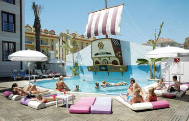 Club Anastasia Apartments