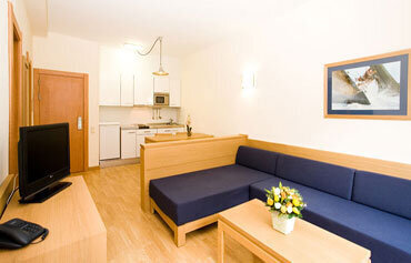 Club Martha's Aparthotel