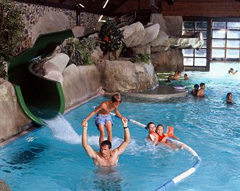 
H1 - Disney's Sequoia Lodge