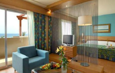 Elba Carlota Beach Resort