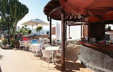 Flamingo Beach Resort