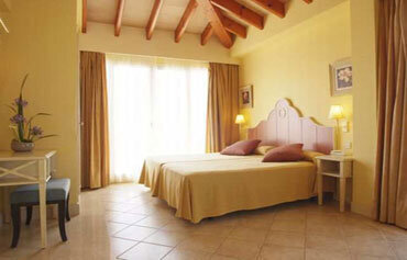 Grupotel Macarella Suites