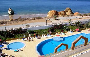 Hotel Luar