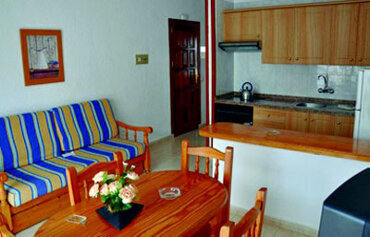 Las Floritas Apartments