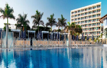 Marina Suites