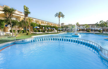 Mariner Club Apartments