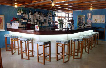 Mirachro III Apartments