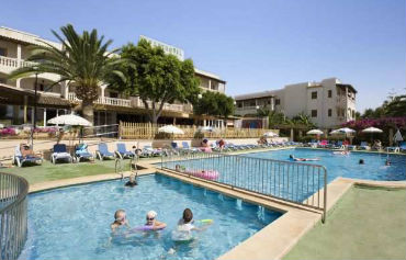 Ola Aparthotel Isabel