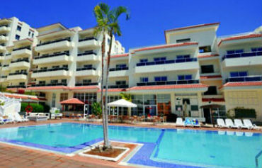 Oro Blanco Apartments