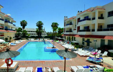 Oro Blanco Apartments