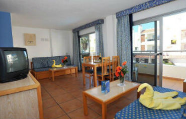 Oro Blanco Apartments