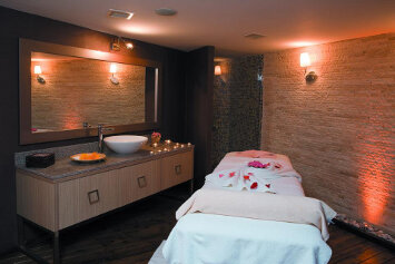 Piril Hotel
