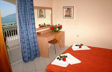 Poseidon Beach Hotel