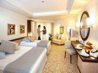 Royal Wings Hotel
