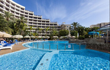 Seaside Sandy Beach Hotel