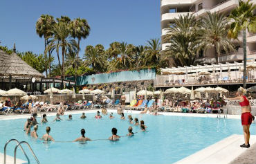 Servatur Waikiki Hotel