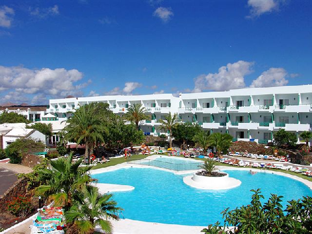 Smartline Ficus Apartments