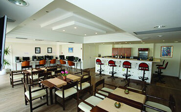 Triton Hotel